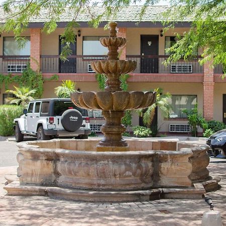 Hotel Siesta Real Мехикали Екстериор снимка