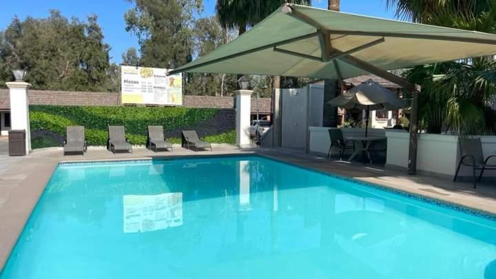 Hotel Siesta Real Мехикали Екстериор снимка