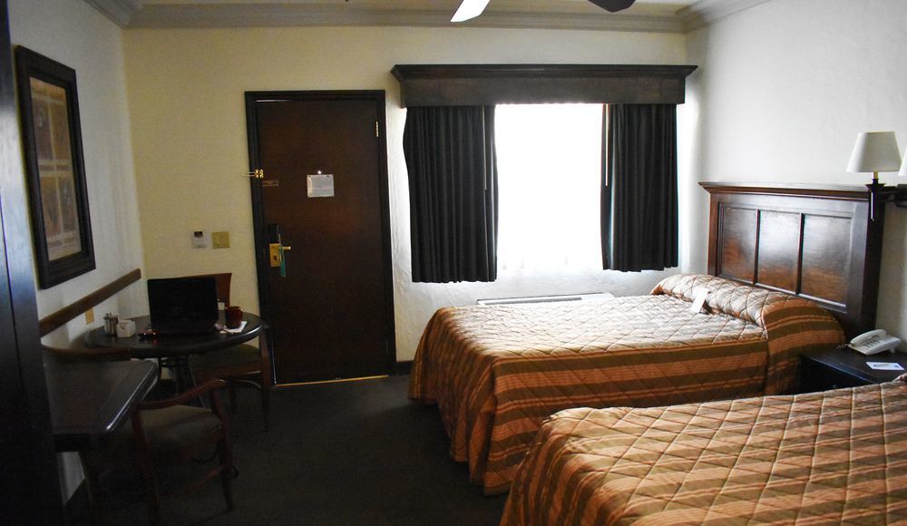 Hotel Siesta Real Мехикали Екстериор снимка